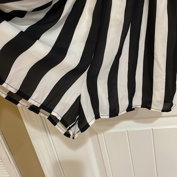 Kensie small Black and White Striped Romper - Picture 2 of 5